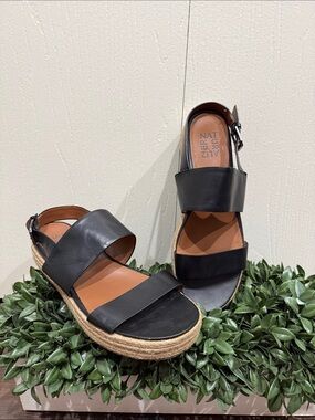 Naturalizer Patience Espadrille
Platform Sandals Black Size 9